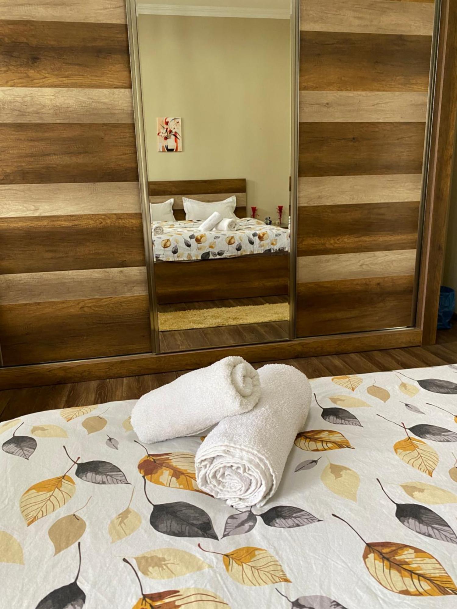 Relax Station Hotel Kutaisi Exterior photo
